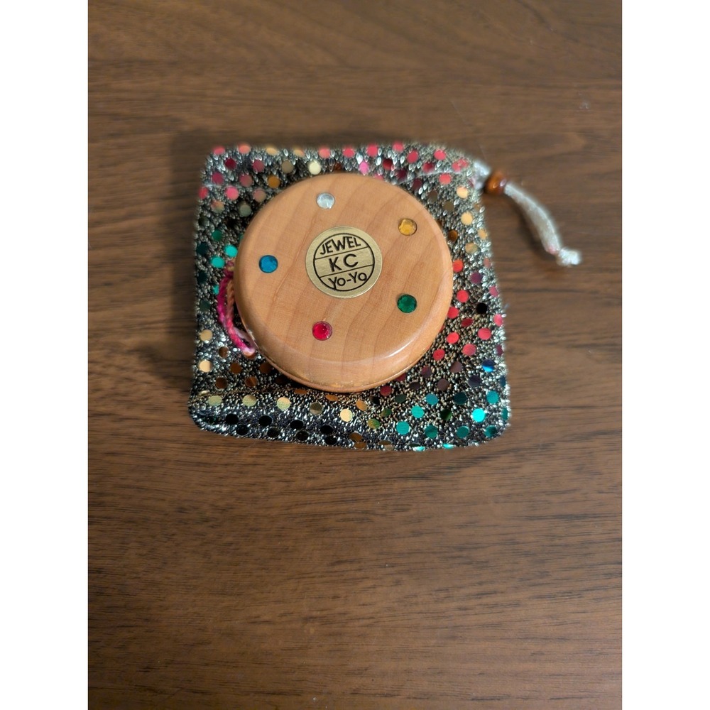 KC Jewel Yo-Yo 5 Jewel Crystal‎ Natural Wood Sequined Original Bag 1960s Tye dye